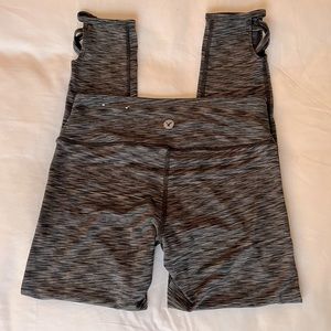 American Eagle Hi-Rise Yoga Leggings